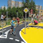 Nové dopravní hřiště v MŠ Socháňova